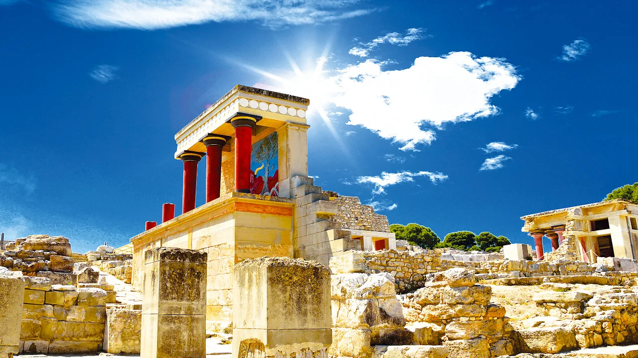 Knossos & Historical Heraklion City Tour with Old Market